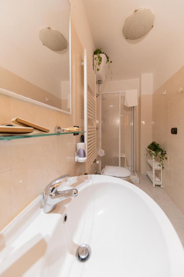 Appartamento Flamingo By Wonderful Italy Bari Exterior foto